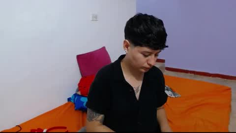 yand_and_hazel online show from December 8, 2024, 4:25 am