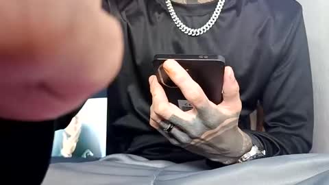 Snapshot of yanfranko420 chatting on February 5, 2026, 3:33 am Yan online show from February 5, 2026, 3:33 am