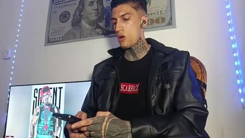 Snapshot of yanfranko420 chatting on April 10, 2026, 12:49 am Yan online show from April 10, 2026, 12:49 am