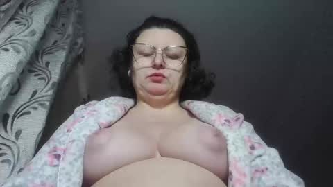 Snapshot of yanikka chatting on February 8, 2025, 4:36 pm Anika online show from February 8, 2025, 4:36 pm