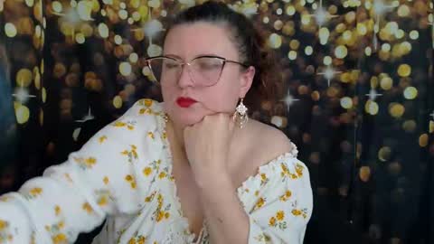 Anika online show from November 25, 2025, 10:48 am