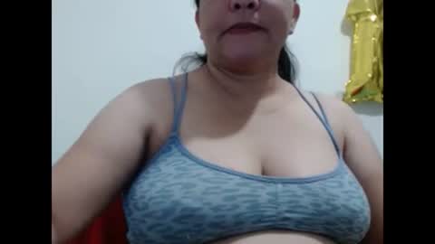 Snapshot of yann40247 chatting on January 26, 2025, 5:34 am yann40247 online show from January 26, 2025, 5:34 am