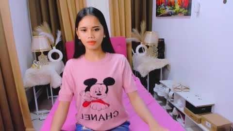 Yanna online show from October 2, 2025, 9:05 am