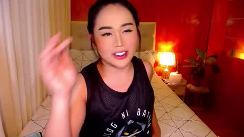 Snapshot of yanny_xoxo chatting on October 15, 2025, 8:20 pm Allisonn online show from October 15, 2025, 8:20 pm