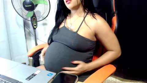 Snapshot of yari322xx chatting on October 14, 2025, 3:46 pm yaritza online show from October 14, 2025, 3:46 pm