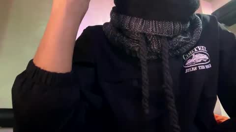 yasarsimo99154258 online show from February 2, 2026, 12:59 pm