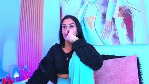 Snapshot of yasiir_0229 chatting on January 5, 2025, 3:43 am Yasiir online show from January 5, 2025, 3:43 am