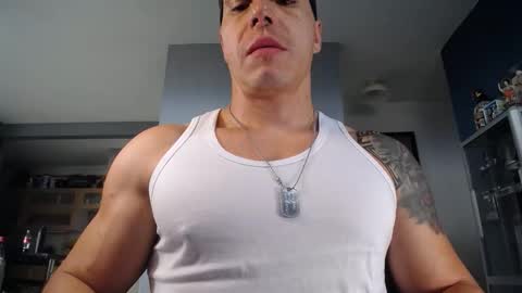 Snapshot of yatho_ chatting on February 8, 2026, 3:26 pm yahto online show from February 8, 2026, 3:26 pm