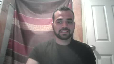 Snapshot of yaycarr9 chatting on July 4, 2026, 6:14 pm yaycarr9 online show from July 4, 2026, 6:14 pm