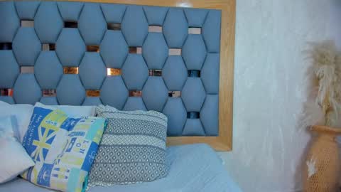 yayi derek  online show from March 26, 2026, 12:00 pm