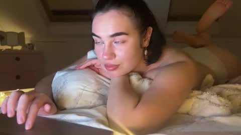 Snapshot of yeahrina chatting on September 25, 2025, 9:40 pm rina online show from September 25, 2025, 9:40 pm