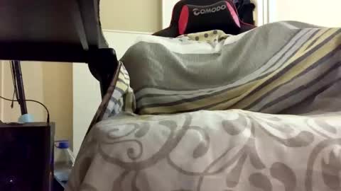 Snapshot of yebooo99518 chatting on November 16, 2025, 3:28 pm yebooo99518 online show from November 16, 2025, 3:28 pm