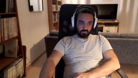 yeeaahoo online show from April 10, 2026, 6:45 pm