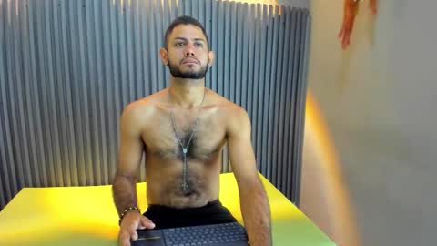 Snapshot of yeferson_scott chatting on October 23, 2025, 12:59 pm Yeferson online show from October 23, 2025, 12:59 pm