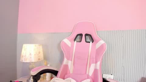 yeika_foxy online show from October 2, 2025, 10:55 am