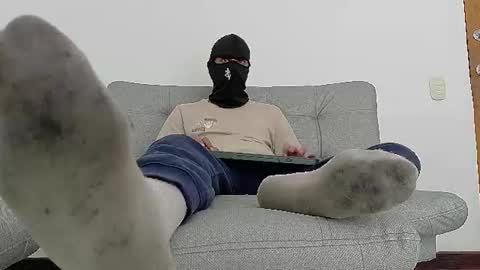 yeisongomezz online show from July 12, 2026, 5:26 pm