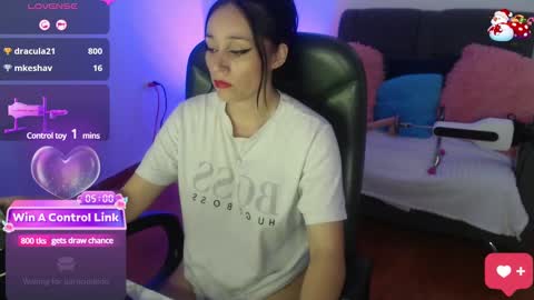 Snapshot of yeliana_sexy chatting on December 19, 2024, 12:56 pm Valery online show from December 19, 2024, 12:56 pm