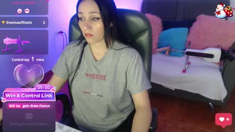 Snapshot of yeliana_sexy chatting on December 21, 2024, 3:58 am Valery online show from December 21, 2024, 3:58 am