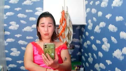 Snapshot of yella_hope chatting on February 20, 2026, 2:08 am yella hope online show from February 20, 2026, 2:08 am