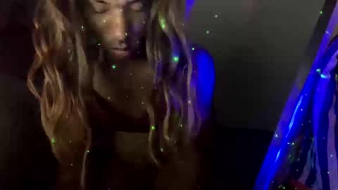 Snapshot of yelladaniella chatting on October 18, 2025, 10:38 am Ella Ts online show from October 18, 2025, 10:38 am