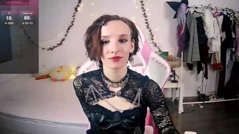 Snapshot of yellow_songbird chatting on November 2, 2025, 5:48 pm Liya online show from November 2, 2025, 5:48 pm