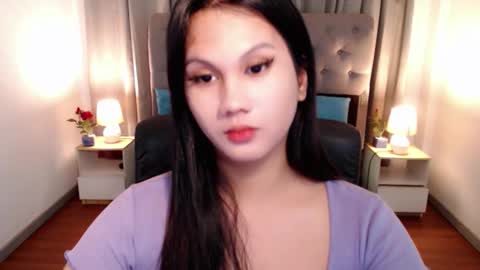 Snapshot of yen_bente chatting on November 10, 2025, 5:23 pm Yen online show from November 10, 2025, 5:23 pm