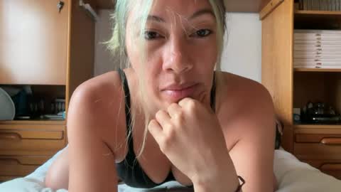 yenlo01 online show from July 13, 2026, 12:19 pm