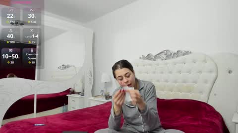 yennefer13 online show from January 5, 2026, 10:02 pm