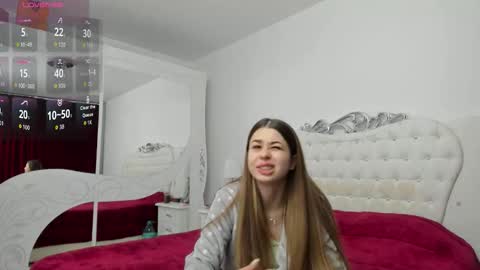 Snapshot of yennefer13 chatting on March 19, 2026, 9:30 pm yennefer13 online show from March 19, 2026, 9:30 pm