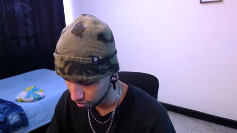 Snapshot of yerfon_s1 chatting on December 12, 2024, 9:26 pm Yeff ind. model online show from December 12, 2024, 9:26 pm