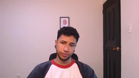 Snapshot of yerfon_s1 chatting on December 24, 2024, 1:38 am Yeff ind. model online show from December 24, 2024, 1:38 am