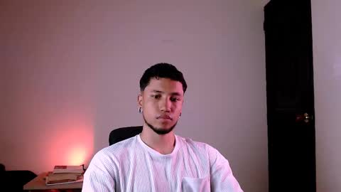 Snapshot of yerfon_s1 chatting on February 21, 2025, 9:32 pm Yeff ind. model online show from February 21, 2025, 9:32 pm