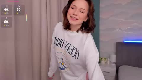 eva online show from October 3, 2025, 10:29 pm