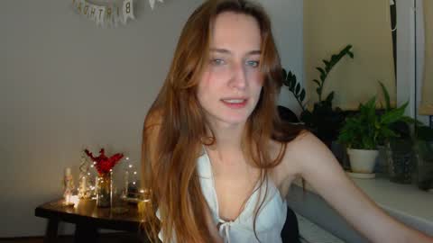 Snapshot of yes_to_heaven chatting on December 4, 2024, 9:24 pm Zoe online show from December 4, 2024, 9:24 pm