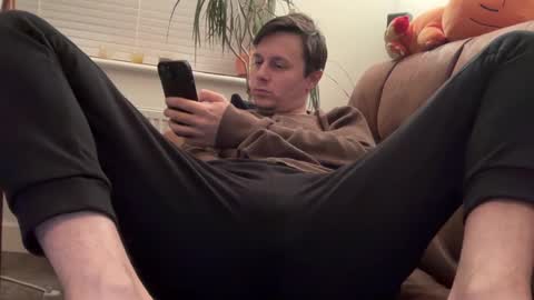 Snapshot of yesimlonely chatting on February 13, 2025, 10:11 pm Sal online show from February 13, 2025, 10:11 pm