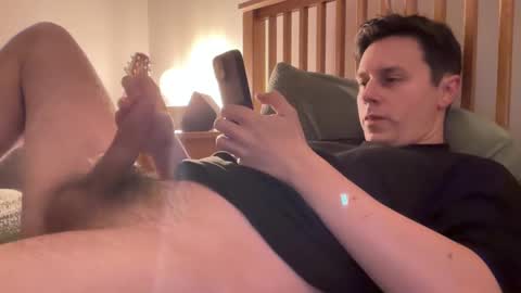 Snapshot of yesimlonely chatting on February 28, 2025, 11:45 pm Sal online show from February 28, 2025, 11:45 pm