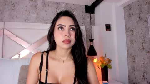Snapshot of yessica_monteiro chatting on September 16, 2025, 12:28 pm Yessica online show from September 16, 2025, 12:28 pm