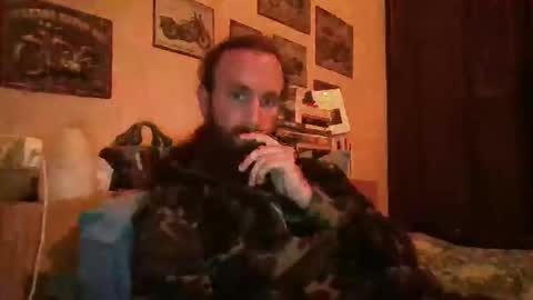 Snapshot of yeti_92 chatting on February 14, 2025, 7:23 pm yeti_92 online show from February 14, 2025, 7:23 pm