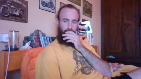 Snapshot of yeti_92 chatting on September 23, 2025, 4:10 pm yeti_92 online show from September 23, 2025, 4:10 pm