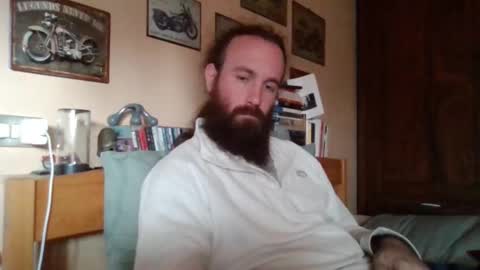 Snapshot of yeti_92 chatting on October 18, 2025, 11:33 am yeti_92 online show from October 18, 2025, 11:33 am