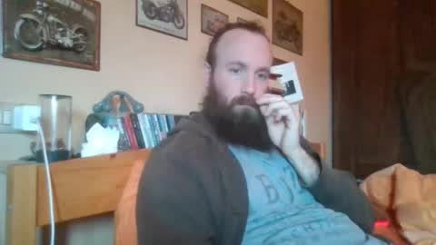 yeti_92 online show from February 27, 2026, 7:41 am