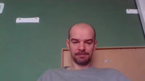 Snapshot of yewloo chatting on November 28, 2025, 7:00 am yewloo online show from November 28, 2025, 7:00 am