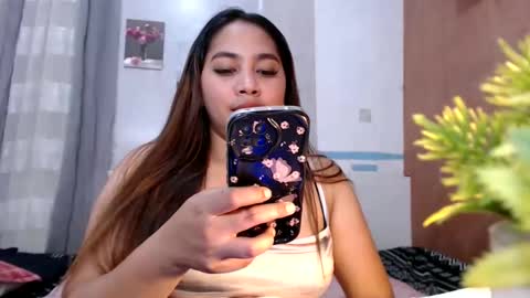 Snapshot of yhang_slut chatting on February 9, 2025, 8:44 am yhang_slut online show from February 9, 2025, 8:44 am