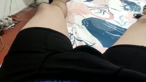 Yhon ruenes online show from March 19, 2026, 1:48 pm