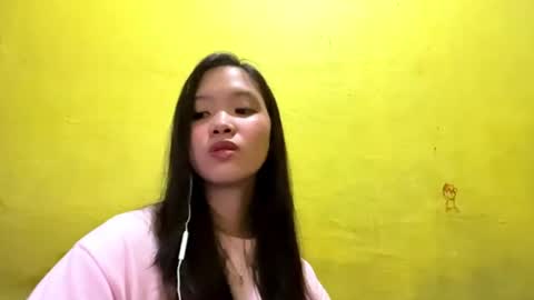 Isabella online show from June 16, 2026, 12:19 pm