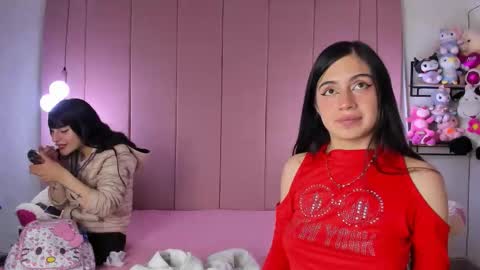 yinyang_luar online show from November 16, 2025, 11:38 am