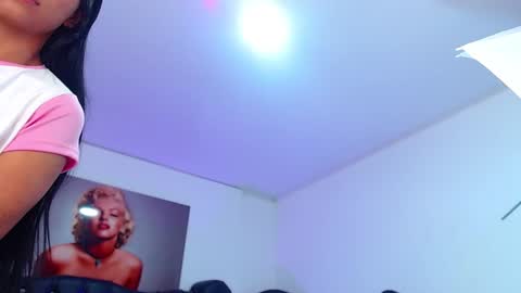 Snapshot of yiovanna19 chatting on December 11, 2024, 12:34 pm Yiovanna online show from December 11, 2024, 12:34 pm