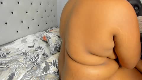 roxie reyes  online show from January 24, 2025, 9:28 am