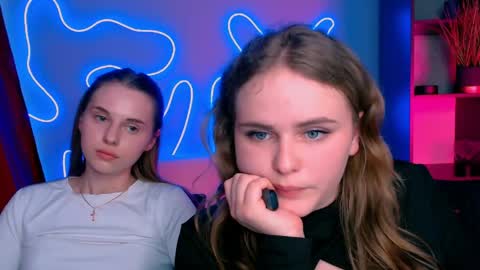 Ylia online show from April 14, 2026, 1:50 pm