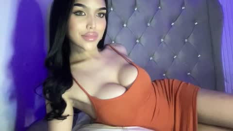 ylonagrae online show from March 22, 2026, 6:17 am